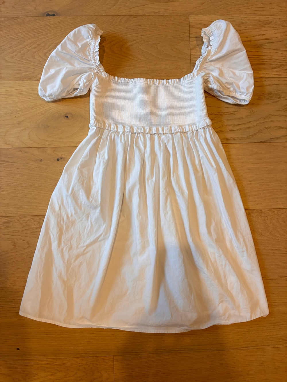 BNWOT Sunday Best White Puff-Sleeve Smocked Dress
